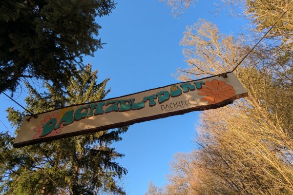 Dachzeltdorf Naturcamp Thulba Schild Dachzeltdorf Naturcamp Thulba Schild