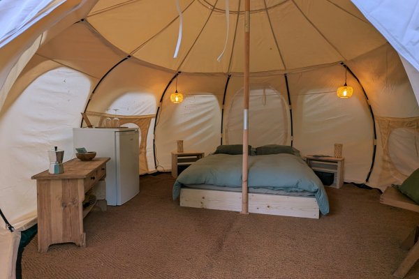 Glamping_Zelt_Ansicht_Zelteingang