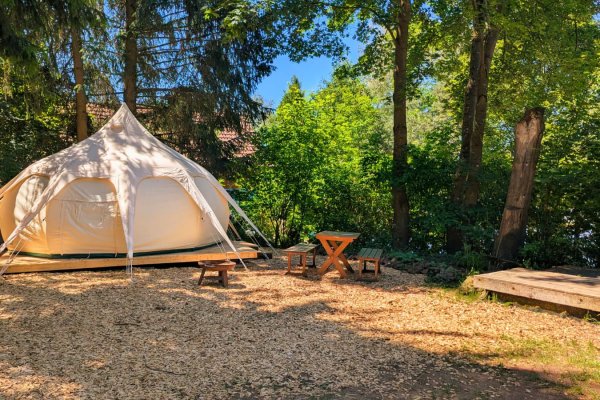 Glamping_Zelt_Außenansicht